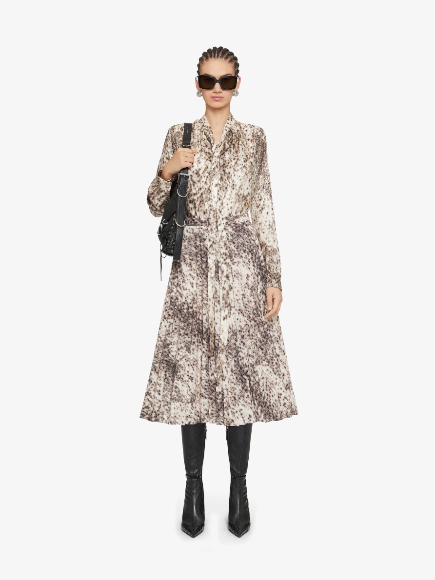 Women Givenchy Tops & Shirts | Blouse In Silk With Snow Leopard Print And Lavalliere Natural/Brown